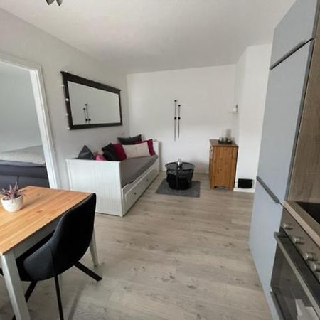 Ferienwohnung Am Marktplatz - Zentrale Lage Vor Den Toren Flensburgs, Mit Vollstaendiger Ausstattung Und Balkon Harrislee Luaran gambar